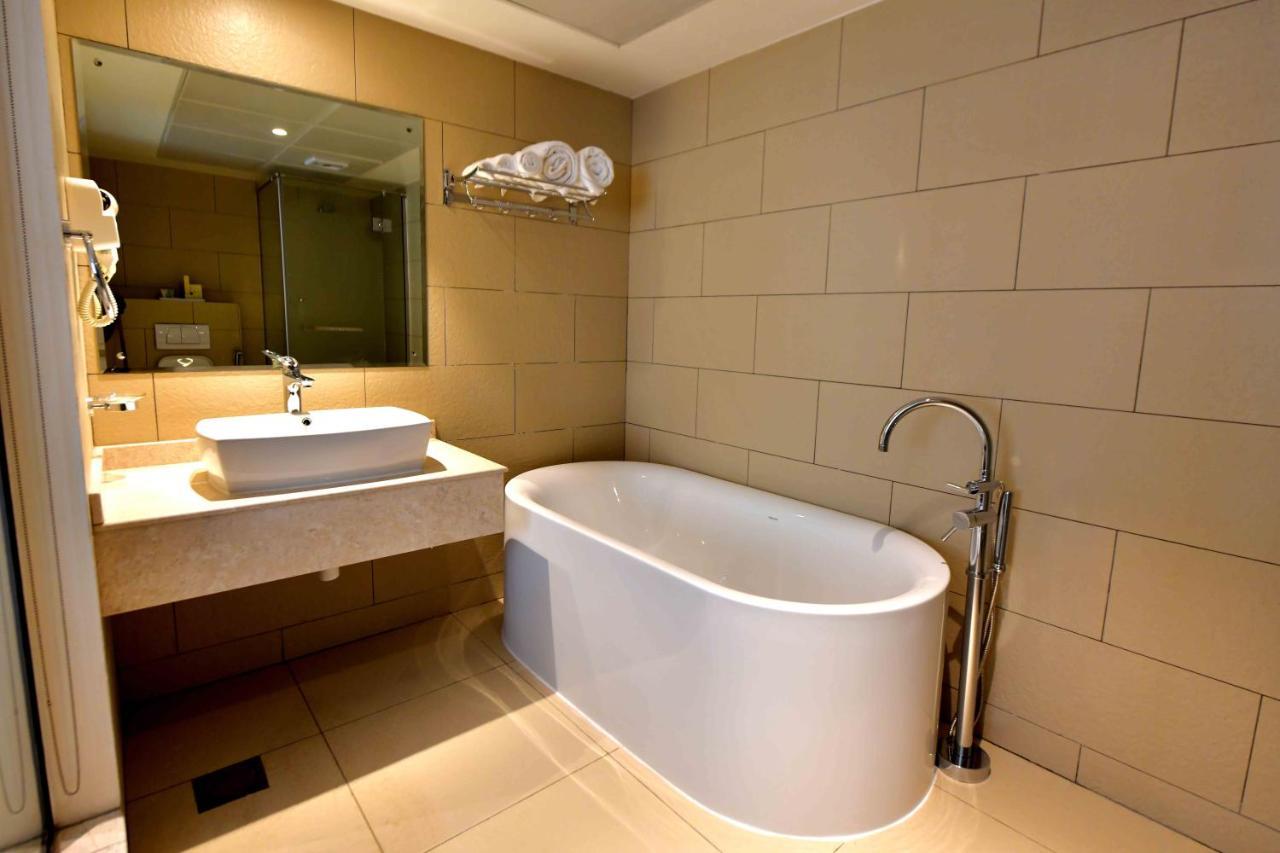 Be Hotel 3*